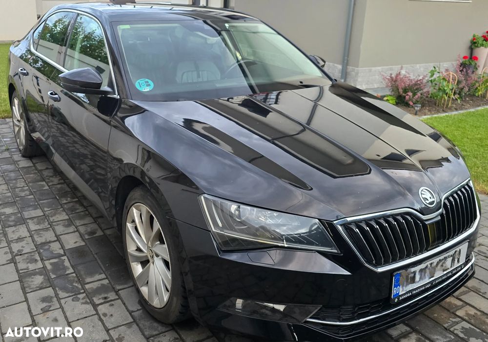 Skoda Superb 2.0 TDI DSG Style - 9