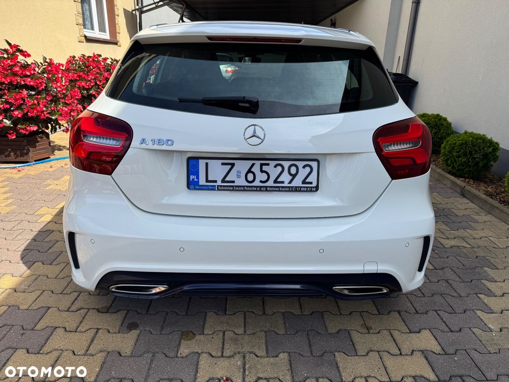 Mercedes-Benz Klasa A 180 7G-DCT AMG Line - 2