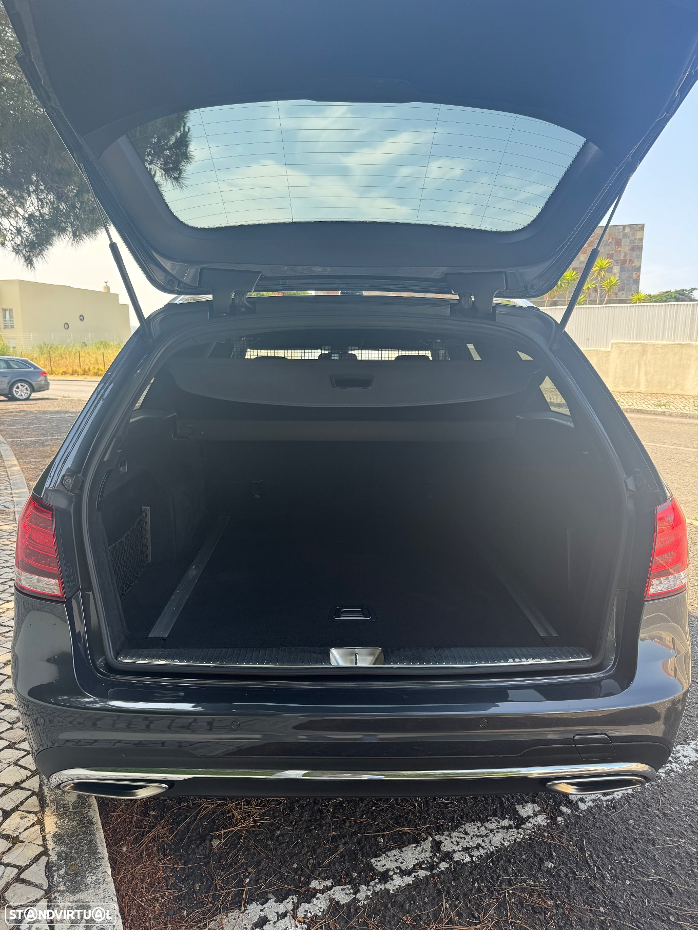 Mercedes-Benz E 250 BlueTEC Avantgarde Auto. - 7