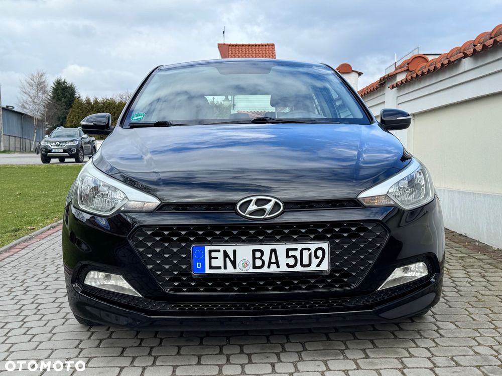 Hyundai i20 - 23