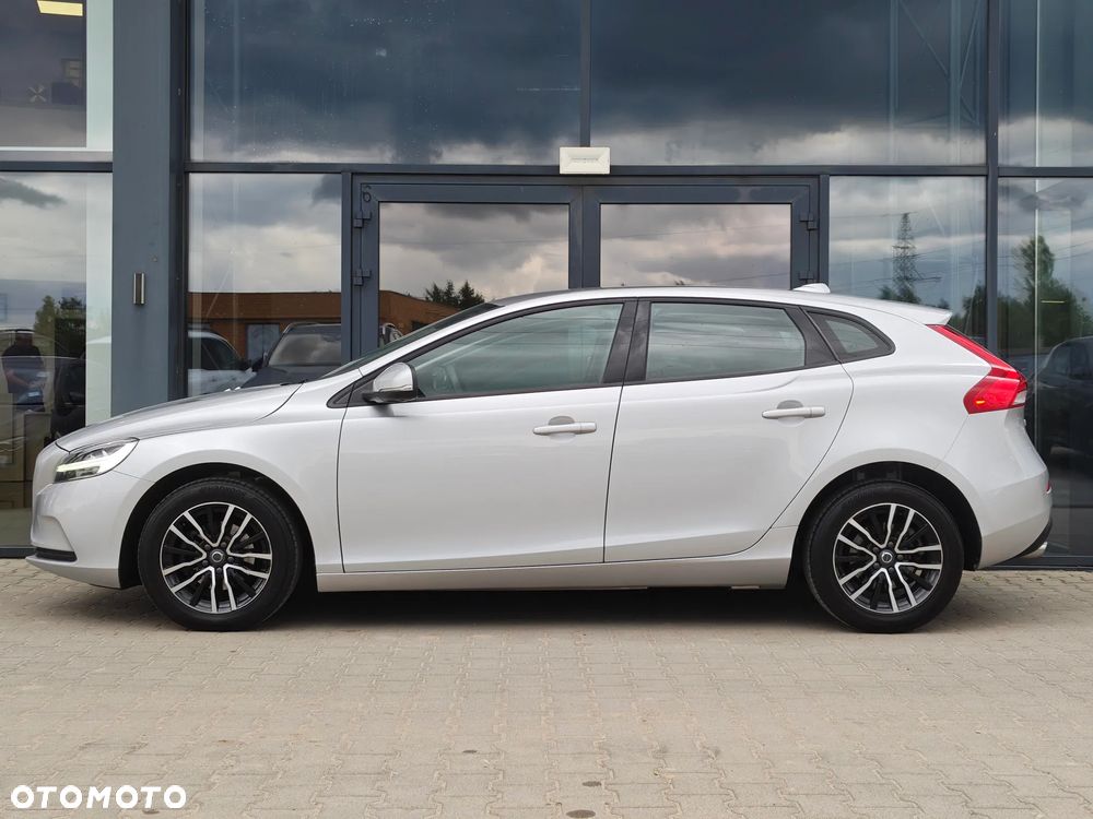 Volvo V40 D2 Drive-E Momentum - 2