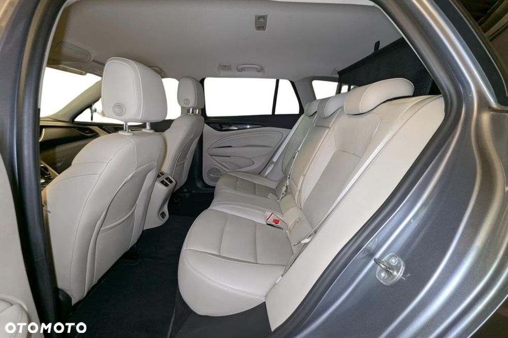Opel Insignia 1.6 T Exclusive S&S - 17