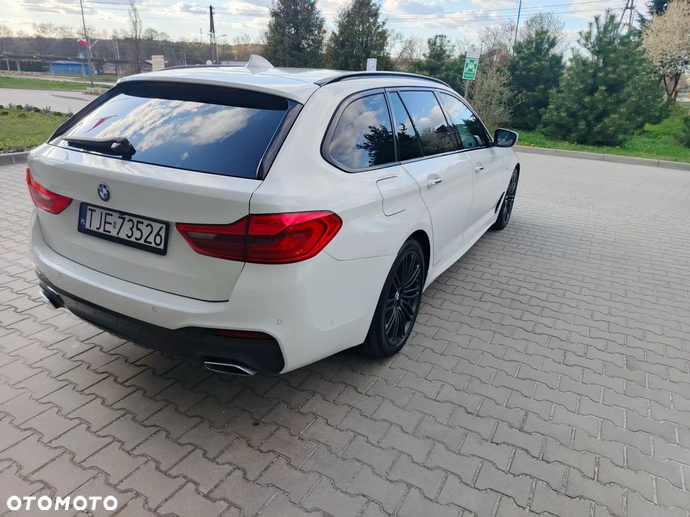 BMW Seria 5 520d M Sport sport - 8