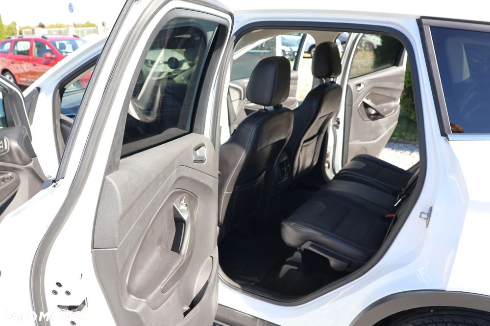 Ford Kuga 2.0 TDCi AWD Titanium - 10