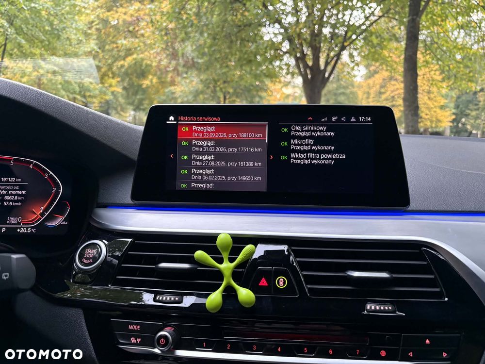 BMW Seria 5 - 32