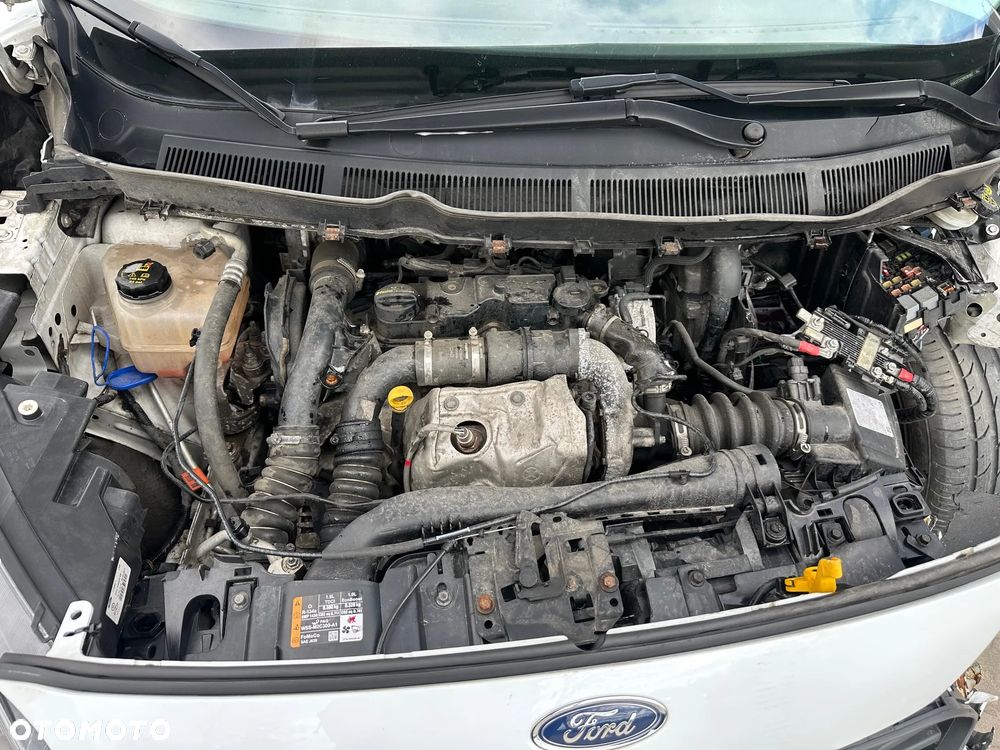 Ford Transit Courier - 5