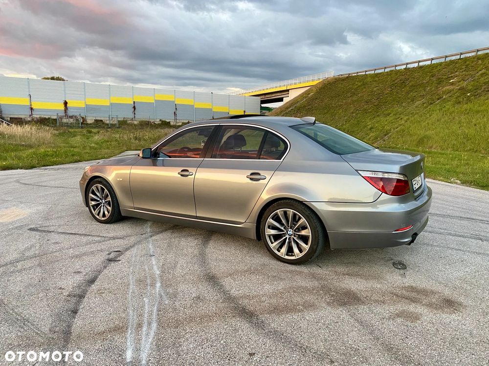 BMW Seria 5 535d - 25