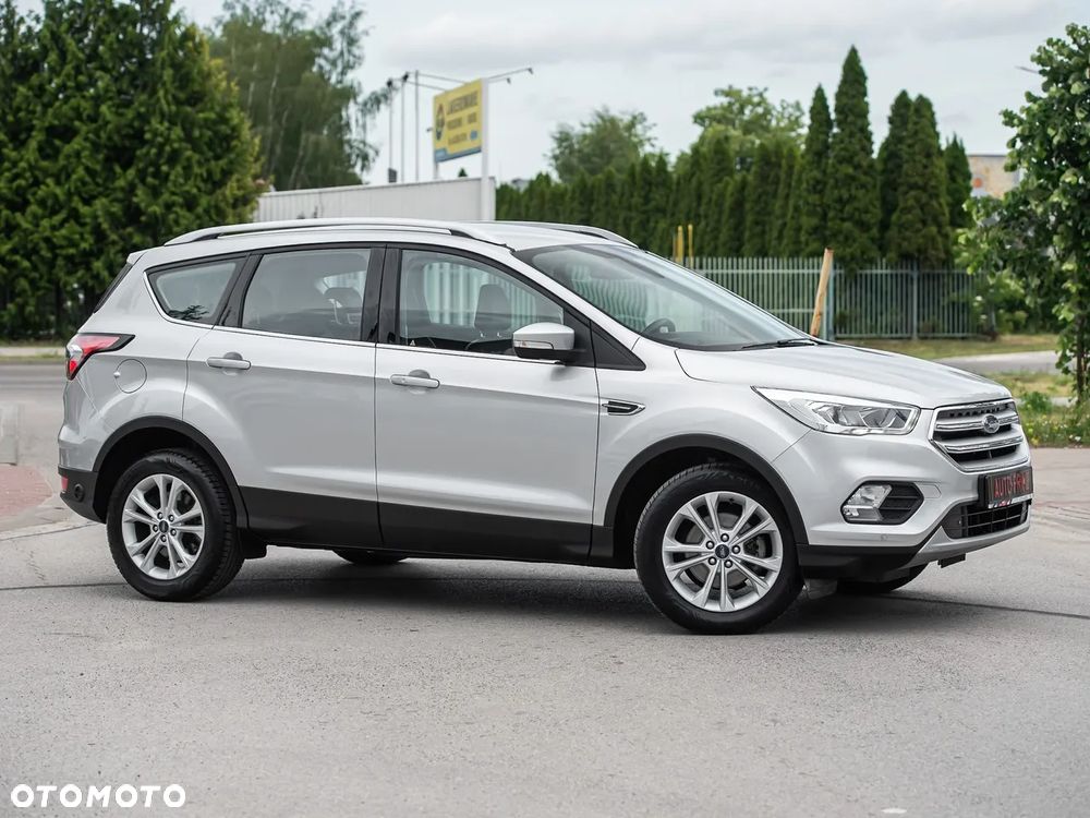 Ford Kuga - 3