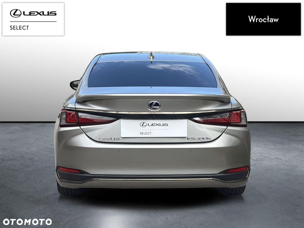 Lexus ES 300h F Sport - 5