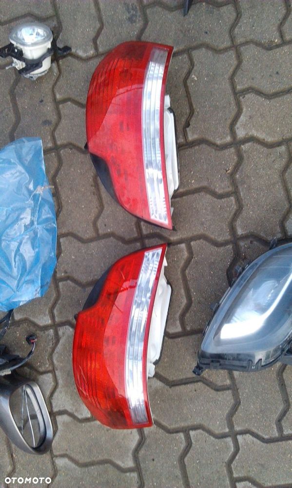 LAMPA TYLNA PRAWA LEWA BMW 1 COUPE E82 CABRIO E88 - 1