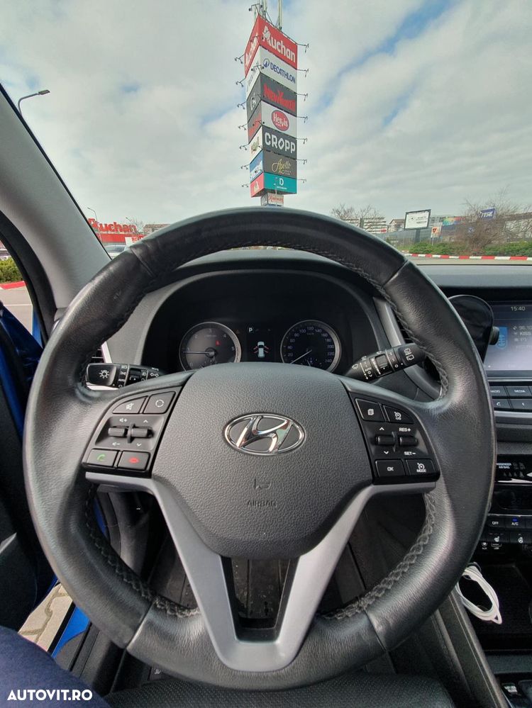 Hyundai Tucson 2.0 CRDI 4WD Automatik Style - 23