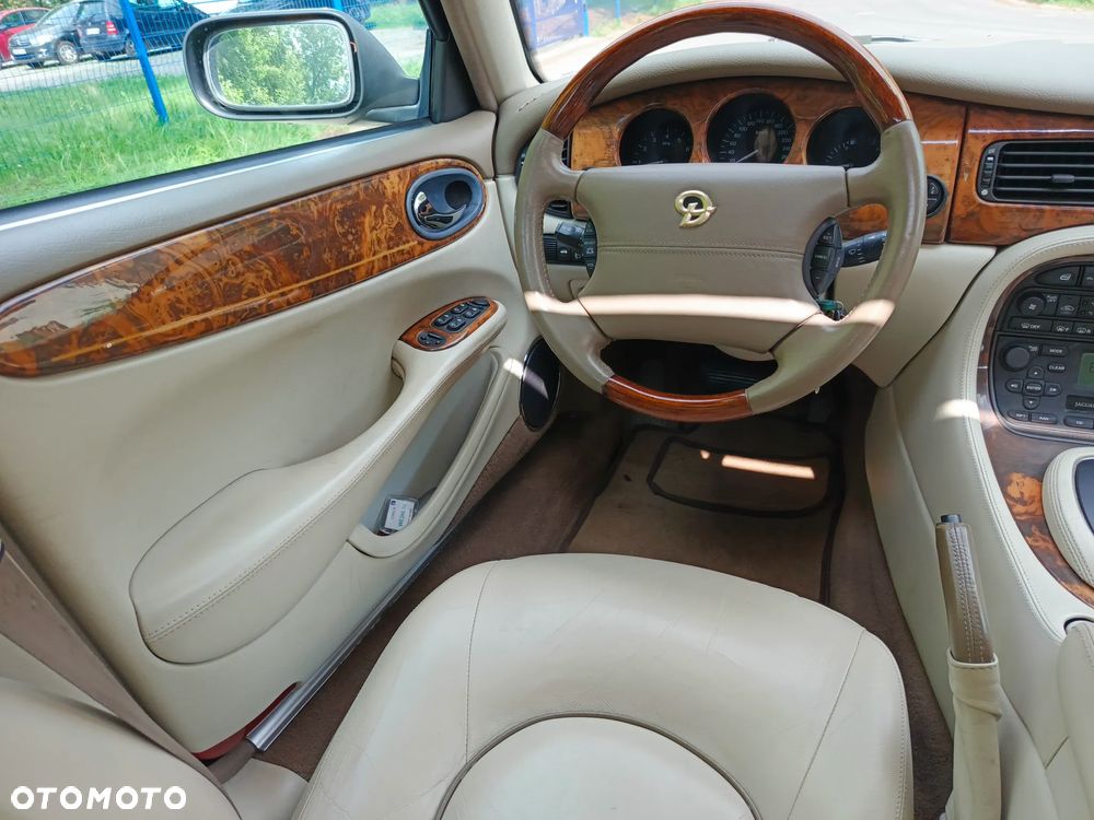 Jaguar XJ 4.0 Executive - 10