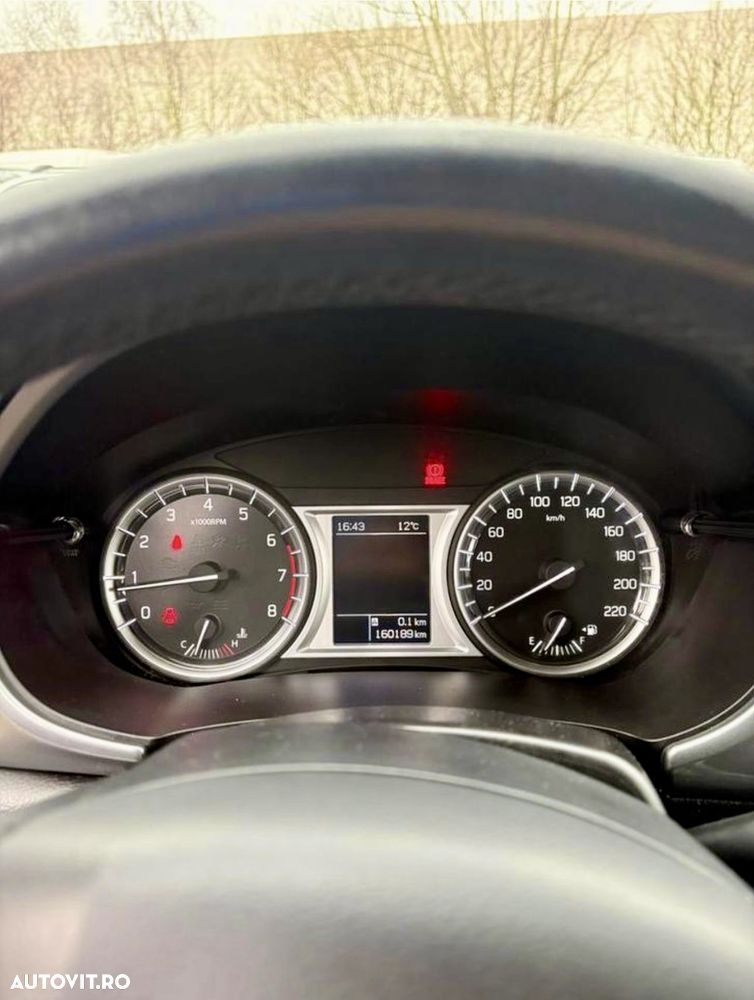 Suzuki Vitara 1.6 Passion - 11