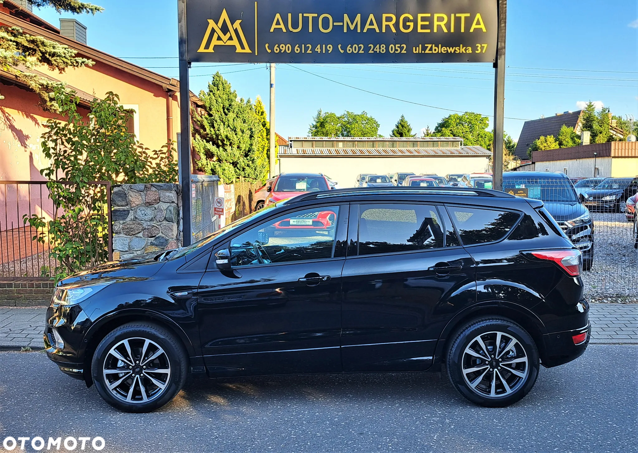 Ford Kuga 1.5 EcoBoost 2x4 ST-Line - 3