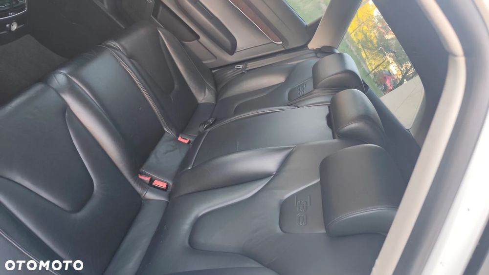 Audi A6 Avant 3.0 TDI DPF quattro tiptronic - 13