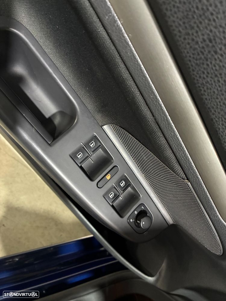 VW Golf 1.9 TDi BlueM. Trend. Pack - 12