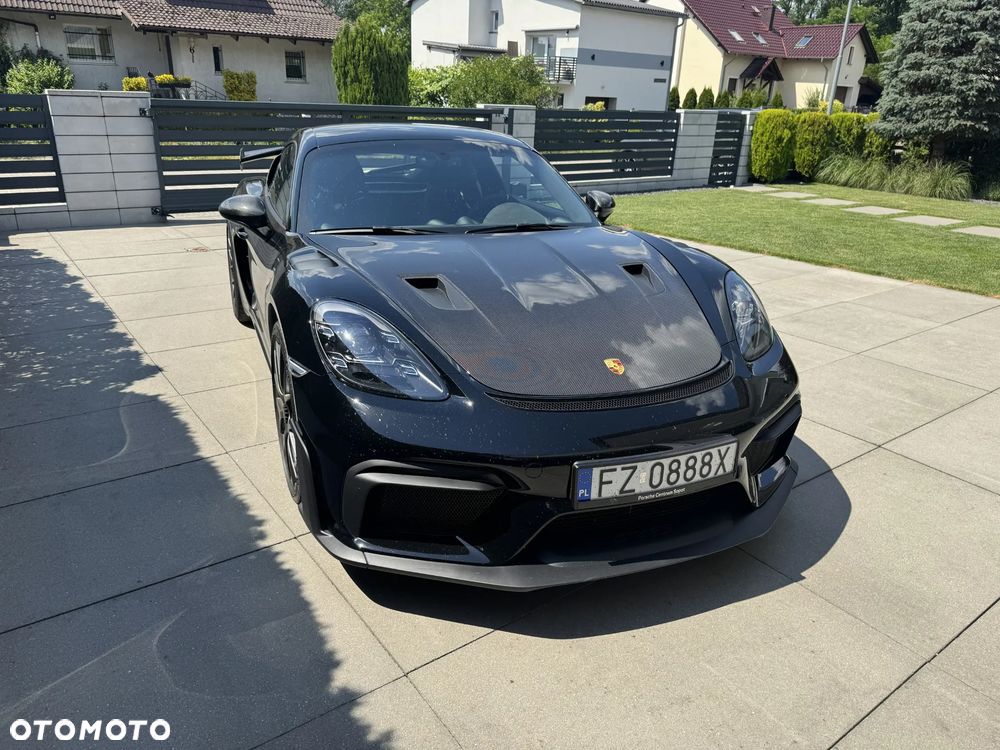 Porsche 718 Cayman - 12