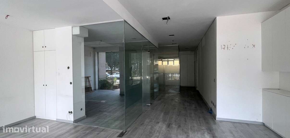 Cruzamento do Amial - Loja com 180m2 - Grande imagem: 2/15