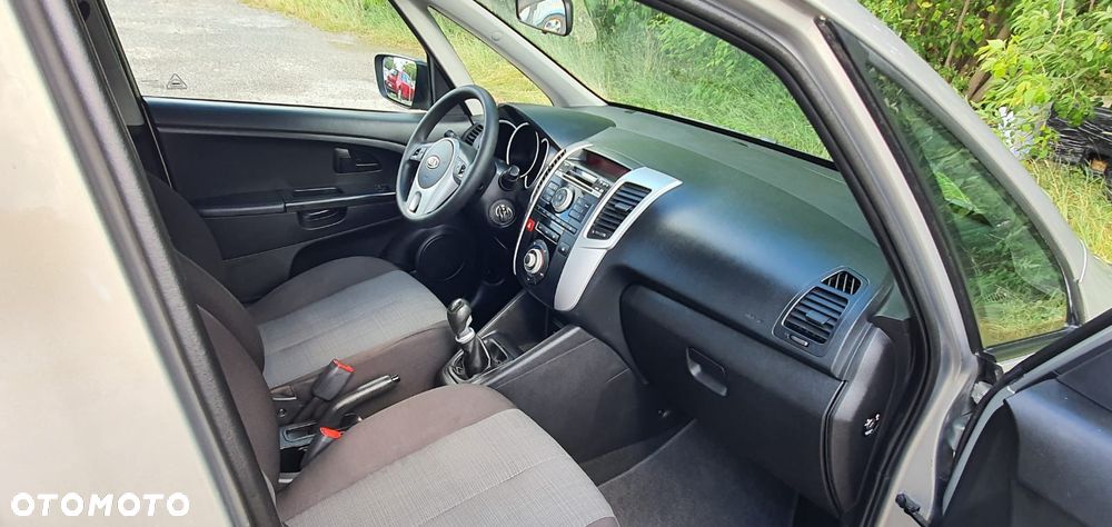 Kia Venga 1.4 M - 24