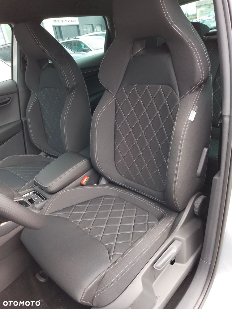 Skoda Karoq 1.5 TSI ACT Sportline DSG - 9