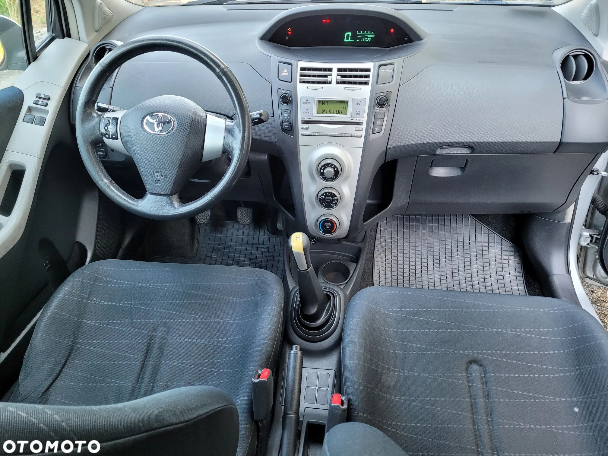 Toyota Yaris 1.3 Sol - 13