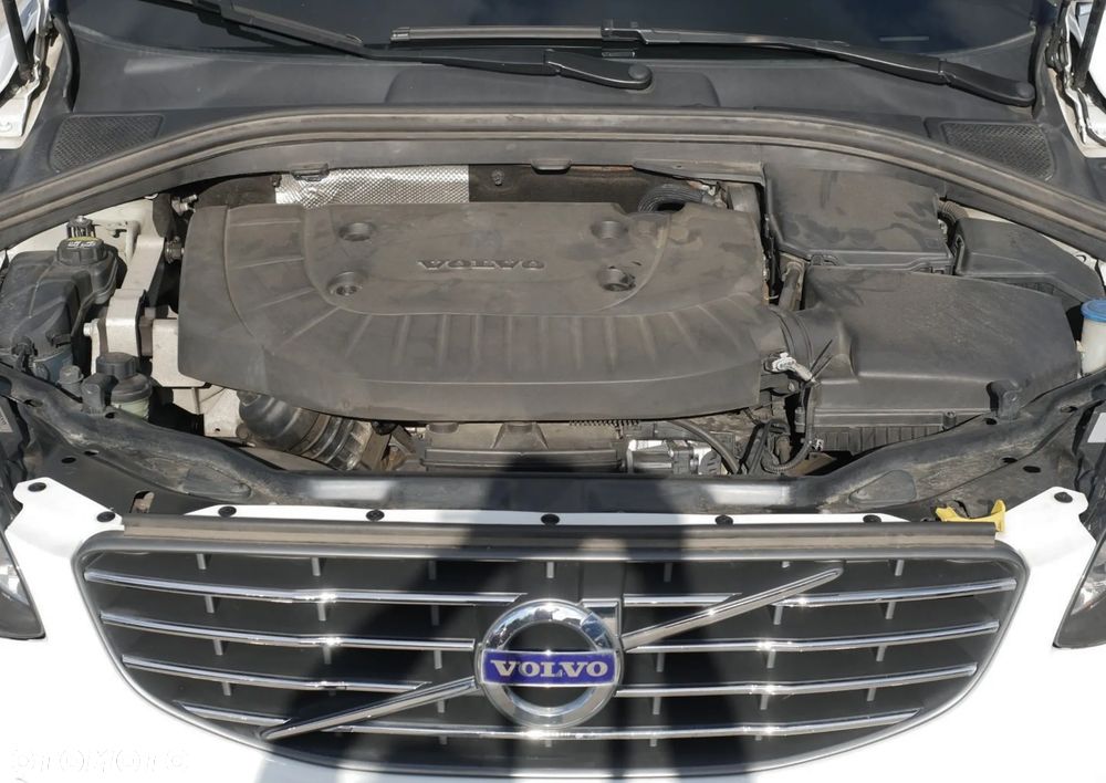 Volvo XC 60 D4 AWD Momentum - 26