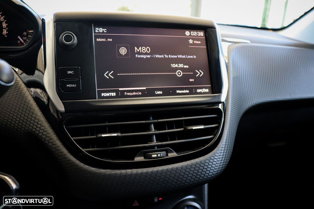 Peugeot 2008 1.2 PureTech Style - 11