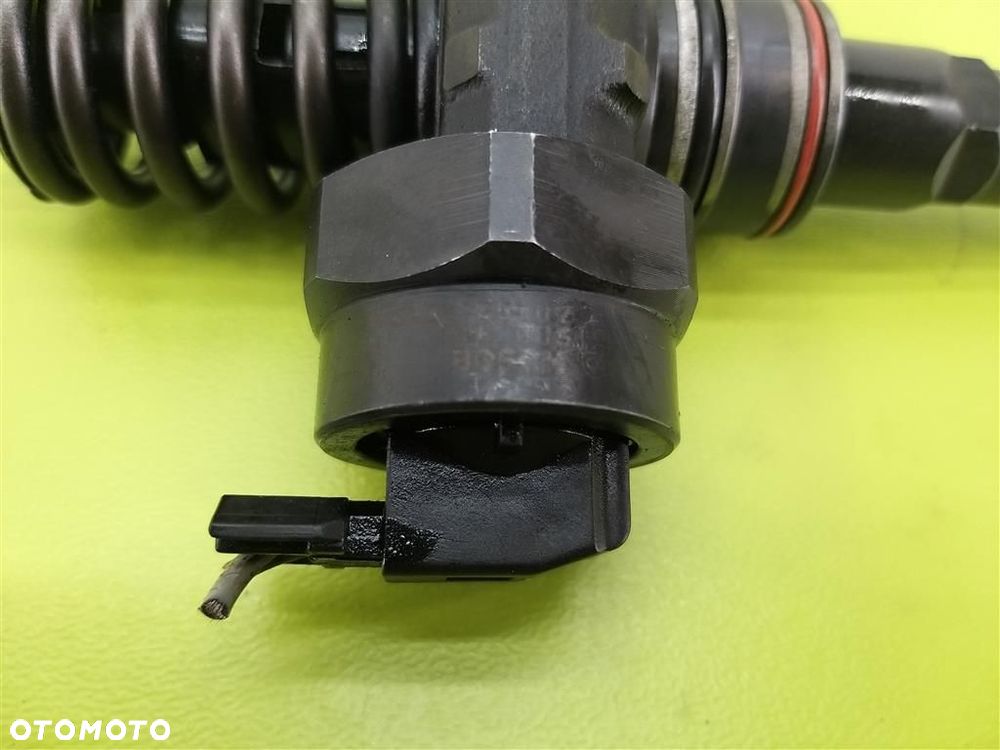 Pompowtryskiwacz wtryskiwacz Audi A4 B5 PASSAT 1.9 038130073F 0414720007 - 4