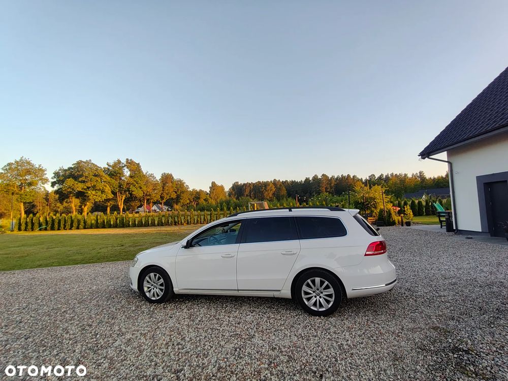 Volkswagen Passat - 25
