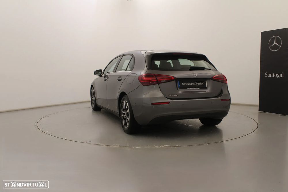 Mercedes-Benz A 200 Standard - 8
