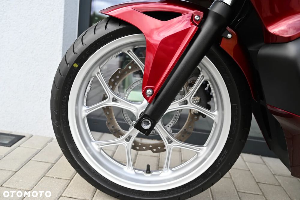 Honda NC - 16