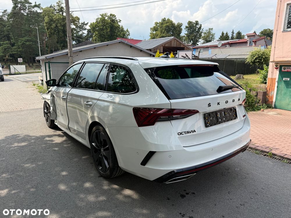 Skoda Octavia 2.0 TDI DSG 4x4 RS Plus - 4