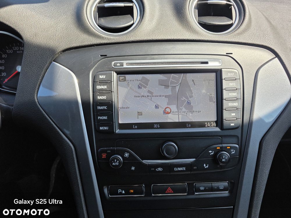 Ford Mondeo 2.0 TDCi Titanium - 19