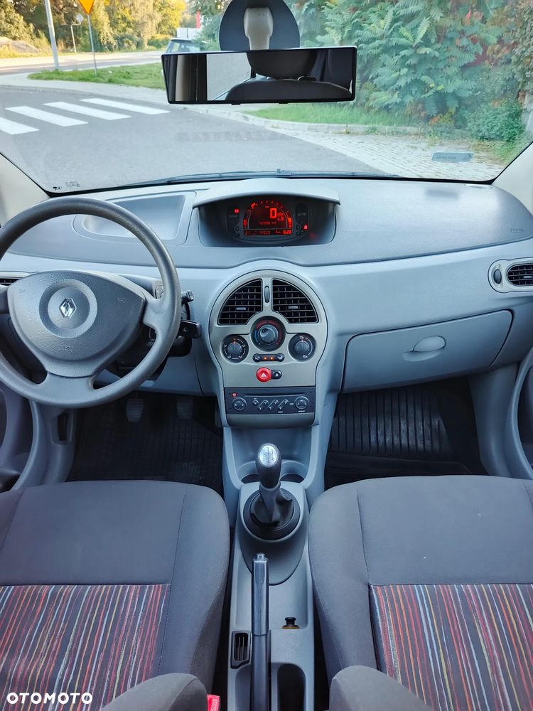 Renault Modus - 11