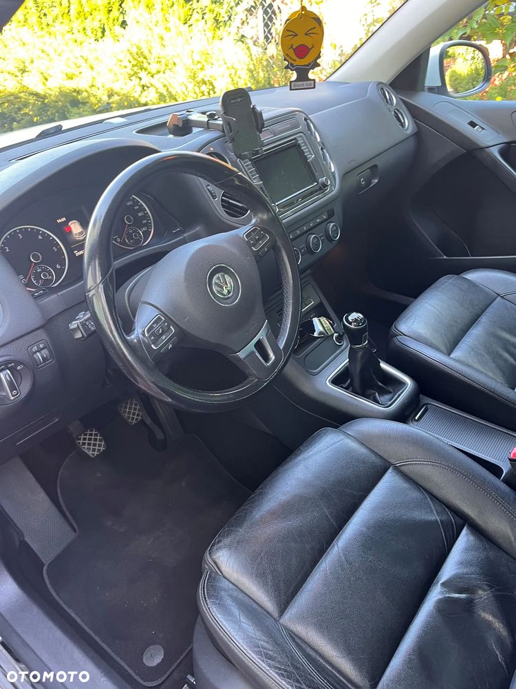 Volkswagen Tiguan 2.0 TDI DPF 4Motion BlueMotion Technology Exclusive - 12