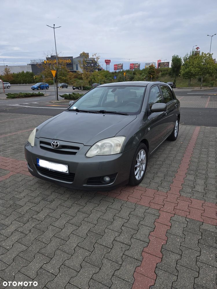 Toyota Corolla 2.0 D-4D Sol - 1
