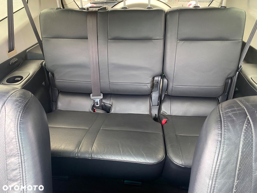 Mitsubishi Pajero - 6