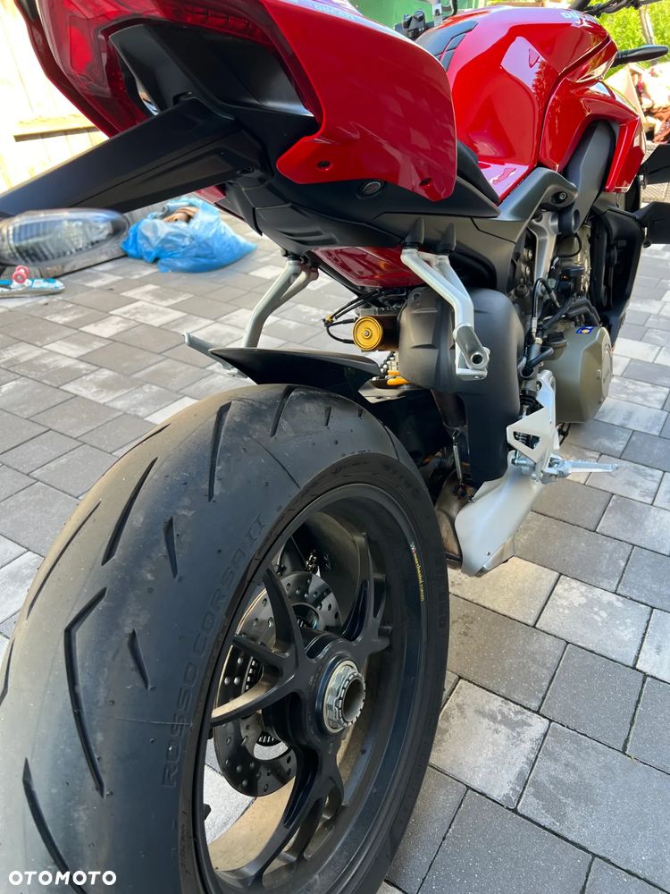Ducati Streetfighter V4 - 4