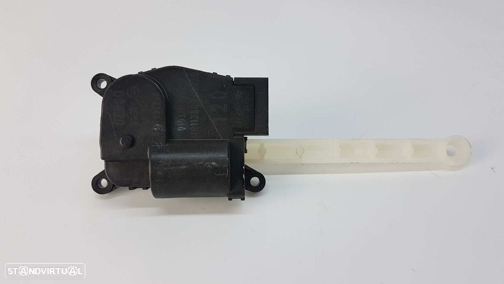 MOTOR DA ABERTURA DAS CONDUTAS DO CLIMATIZADOR FIAT NUOVA 500 (150) LOUNGE - 1