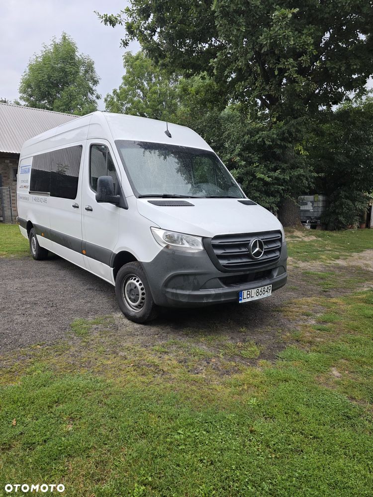Mercedes-Benz Sprinter - 2