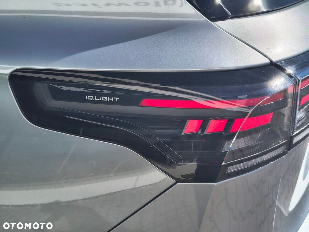 Volkswagen Tiguan - 10