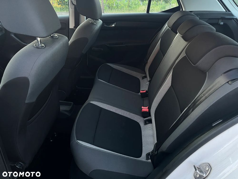 Skoda Fabia 1.2 TSI Ambition - 12