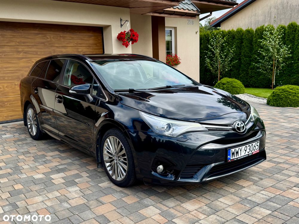 Toyota Avensis Combi 1.8 Multidrive S Executive - 5