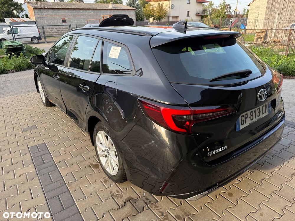 Toyota Corolla - 21
