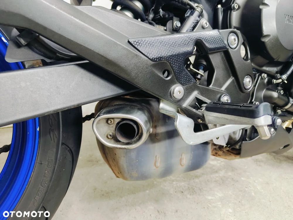 Yamaha XJ - 9
