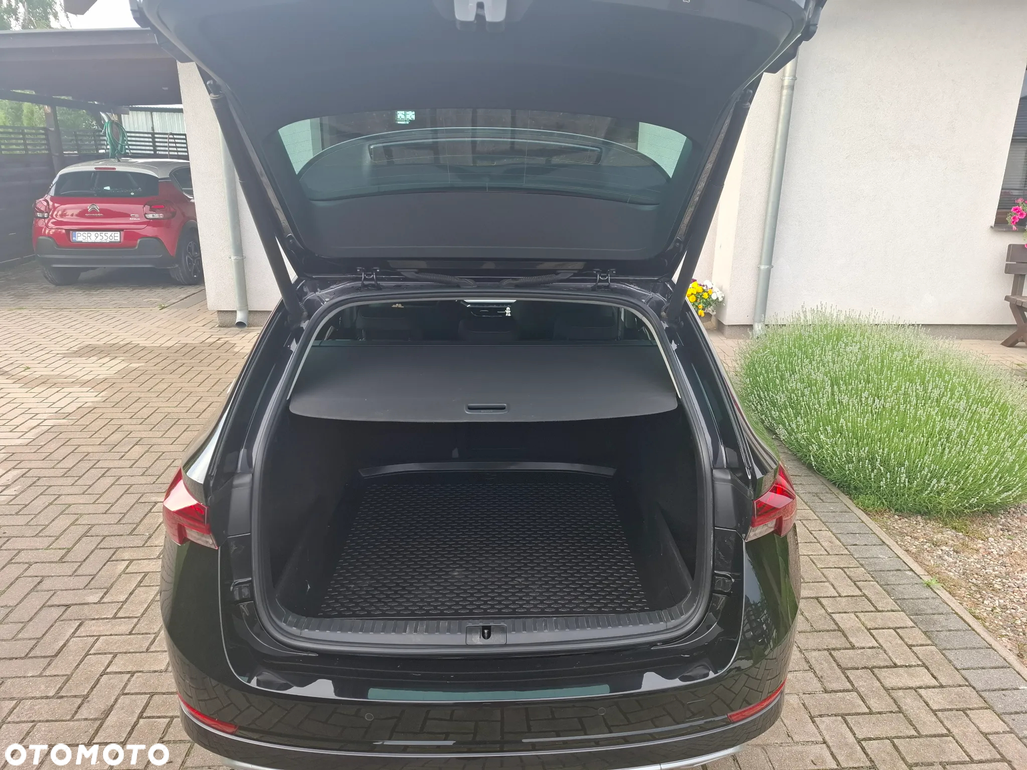 Skoda Octavia 2.0 TDI SCR Style DSG - 8