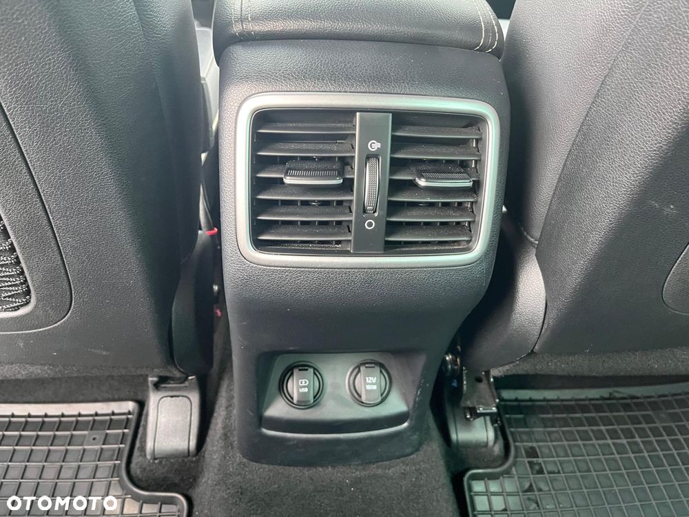 Kia Sportage 1.6 T-GDI L Business Line Plus 4WD DCT - 22