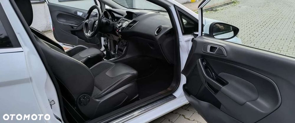 Ford Fiesta 1.6 TDCi Platinium X (Sport) - 30