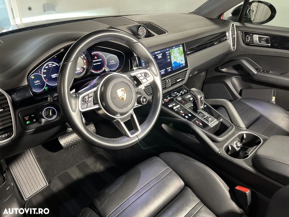 Porsche Cayenne Coupe - 10