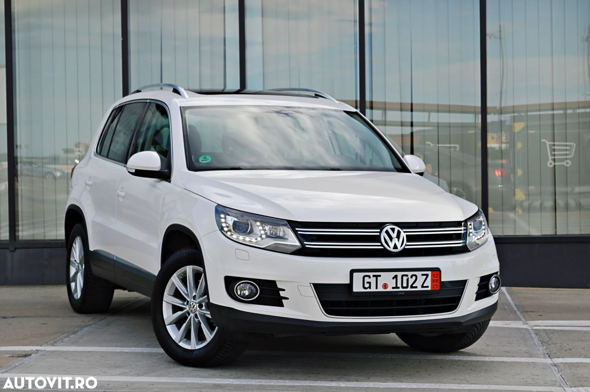 Volkswagen Tiguan 2.0 TDI DPF 4Motion DSG Exclusive - 1